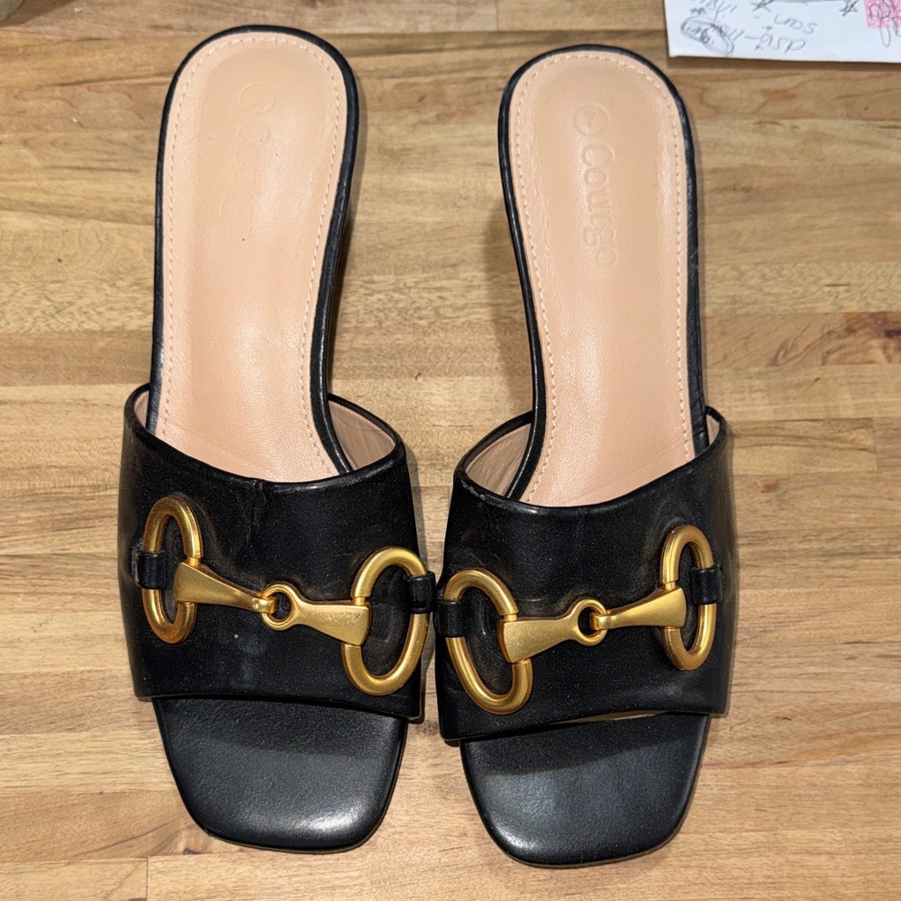 Coutgo black leather heels size 7